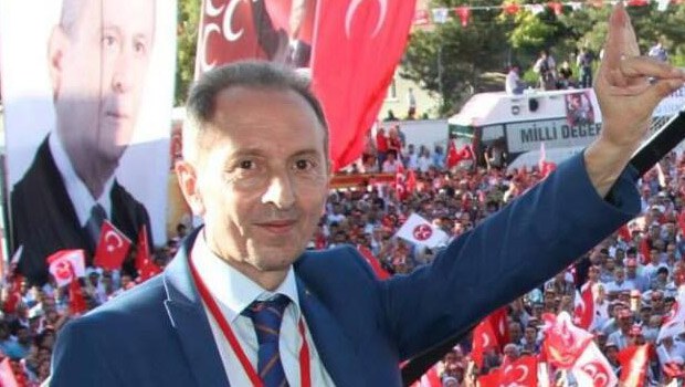 MHP seçim ofisine saldırıya, Twitter'dan tepki yağdı
